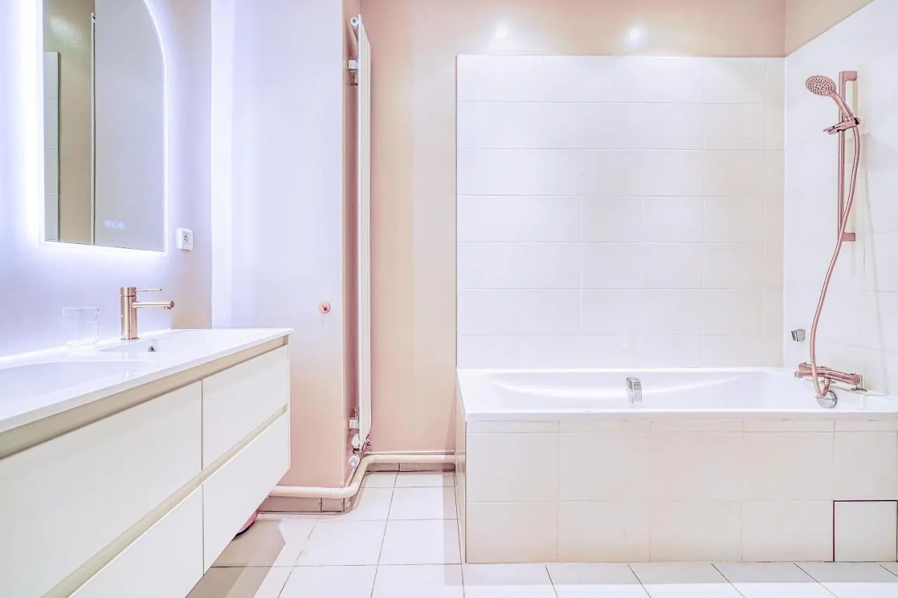 Appartement Luxueux Victor Hugo Paris 0*,