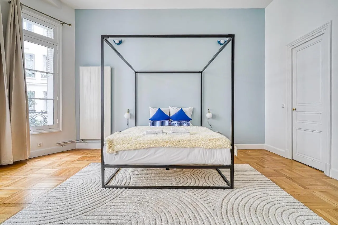 Apartment Appartement Luxueux Victor Hugo Paris France