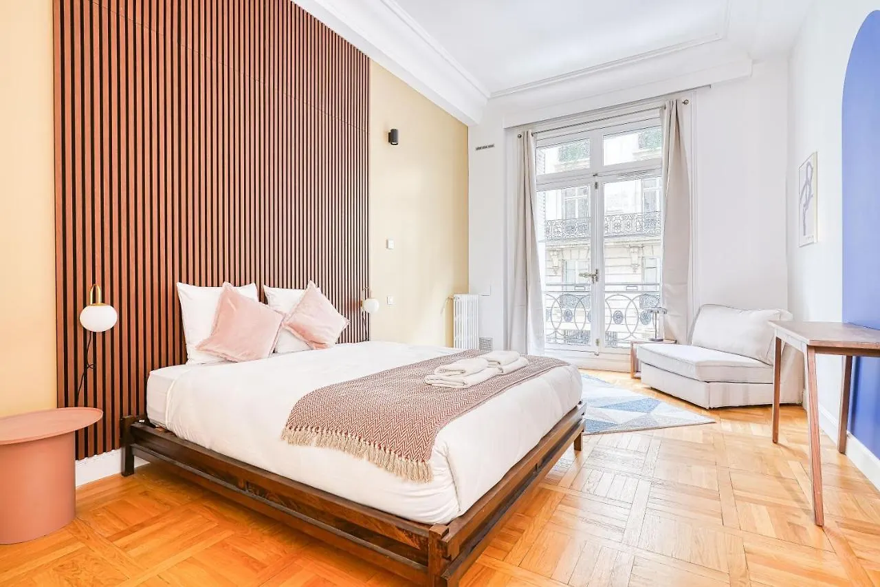 Apartment Appartement Luxueux Victor Hugo Paris