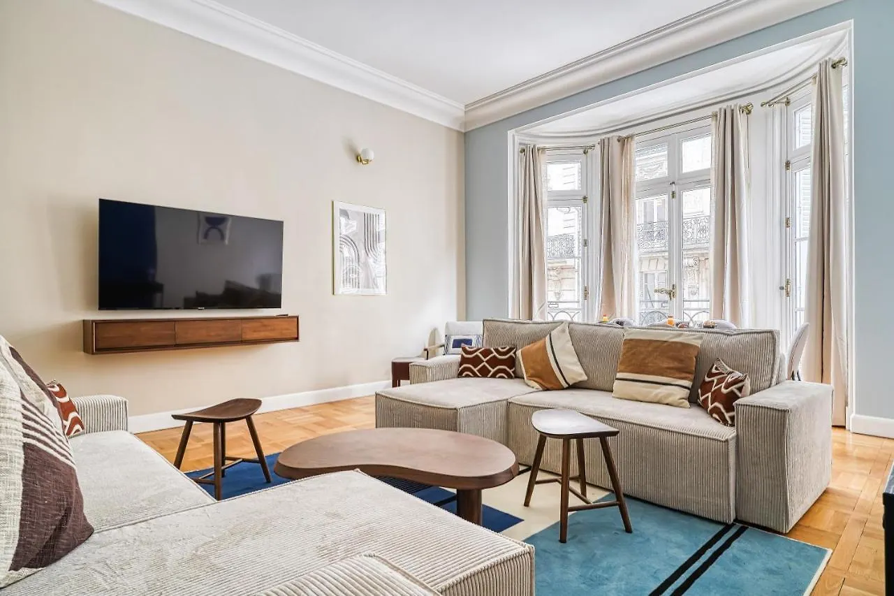 Appartement Luxueux Victor Hugo Paris 0*,